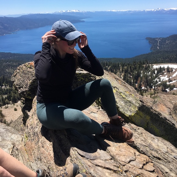 Meet your Posher, Lauren - Picture 5 of 8